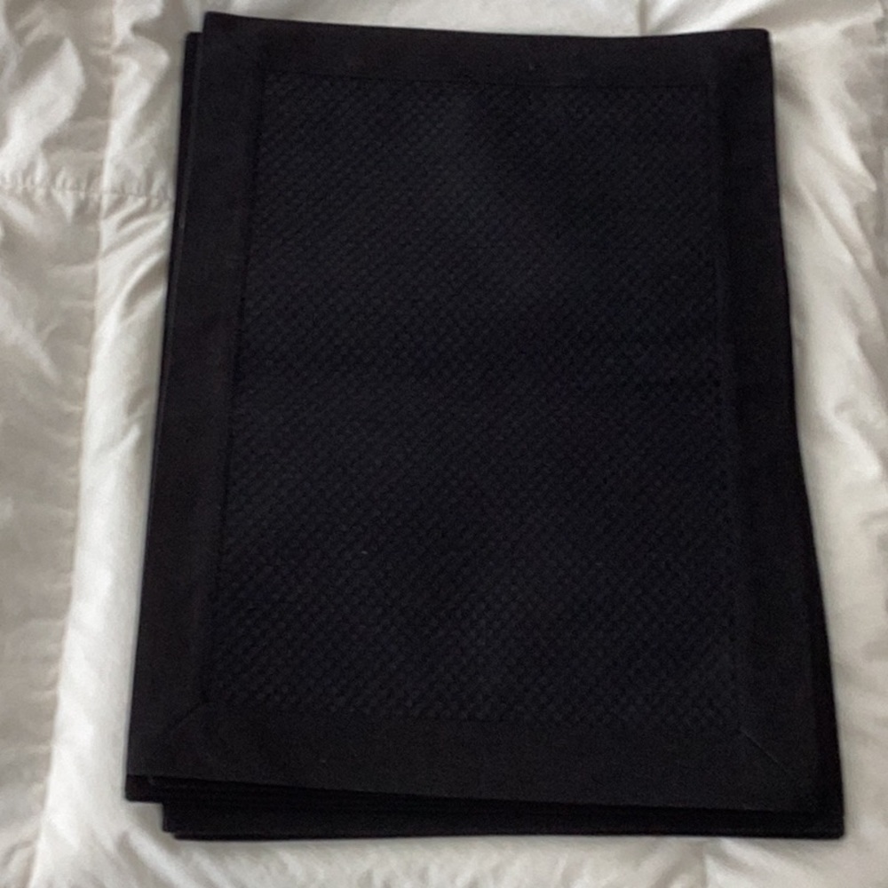 Black Textured Placemats